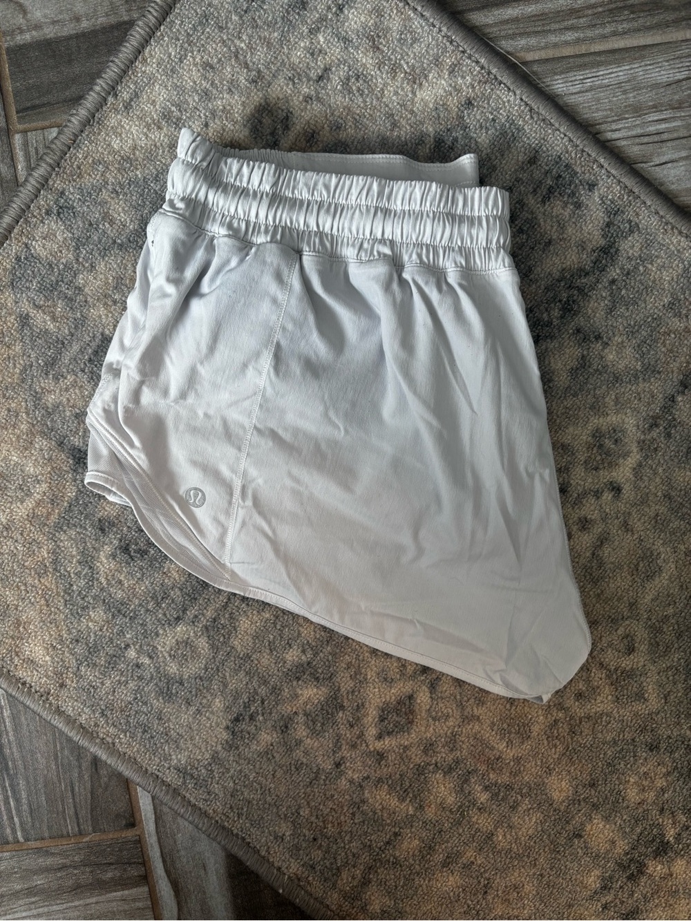 Lululemon Icy White Hotty Hot Shorts